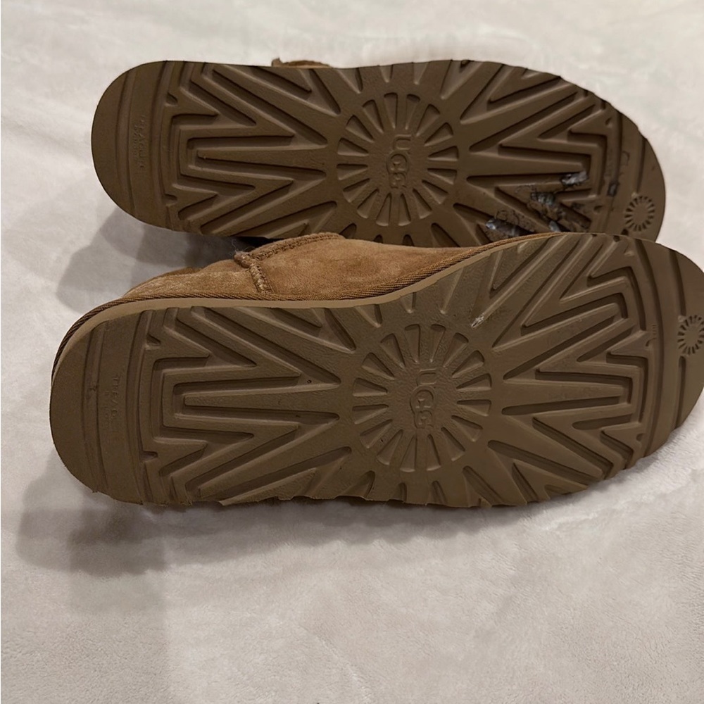 Ugg Ultra Mini Boot - image 5